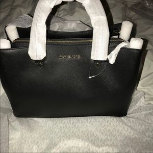 Micheal Kors large savannah satchel